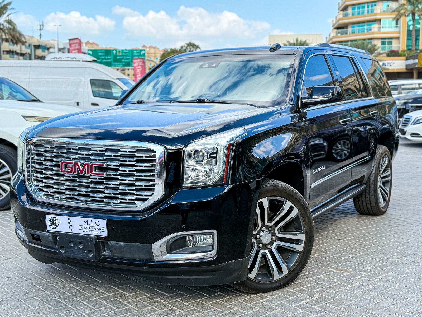 GMC Yukon Denali