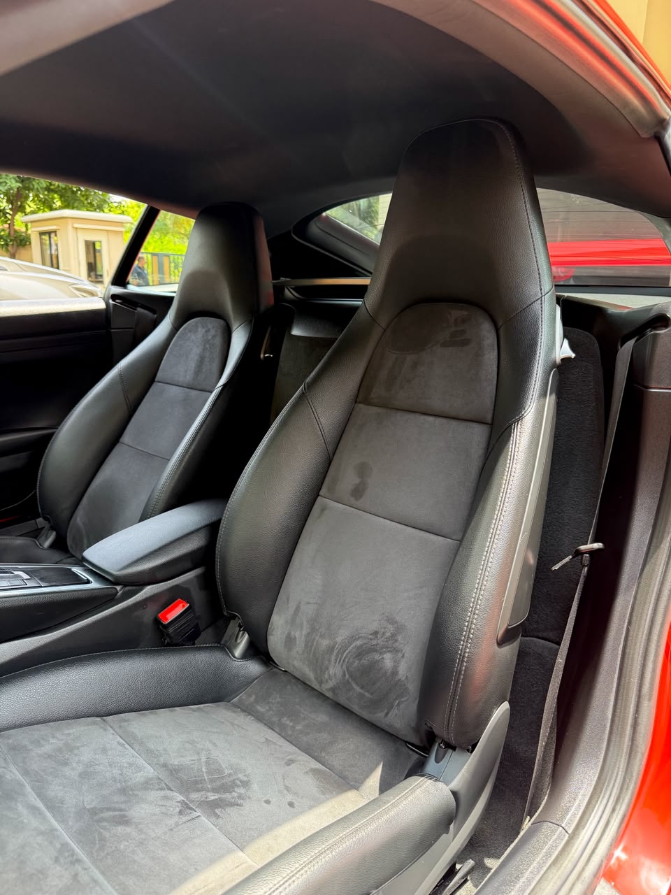 Porsche 718 Cayman